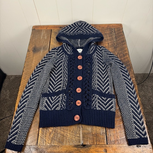 Sweaters - Anthropologie HWR Navy and White Patterned Women's Sweater